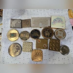 Vintage Floral and Gold And Sliver Compact Mirror Lot Open To Offers
